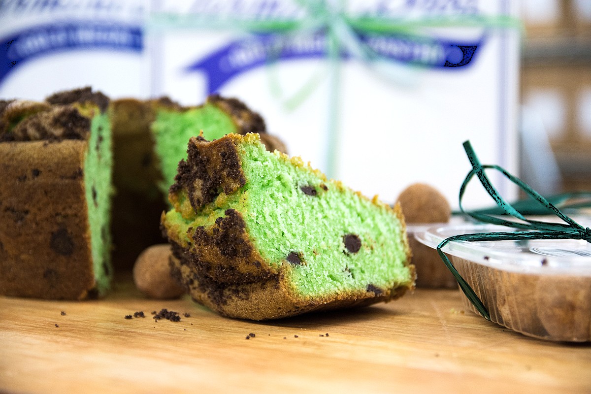 St. Patrick's Day Mint Chocolate Chip Cake - Image 2