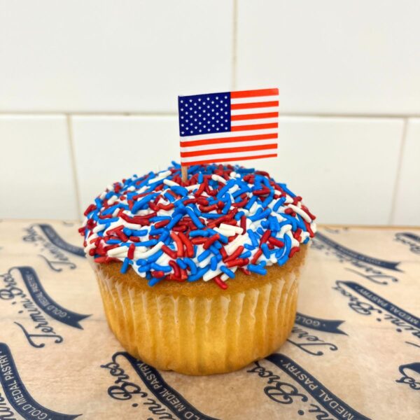 4th of July Cupcake Kit - Image 3